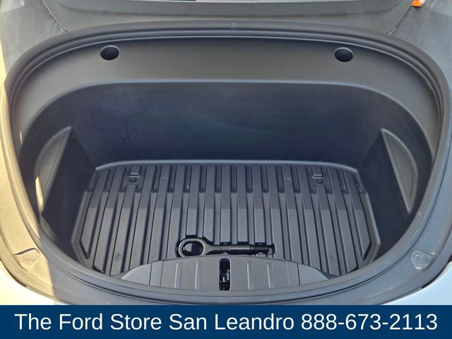 Used 2023 Tesla Model 3 Standard Range RWD image 28