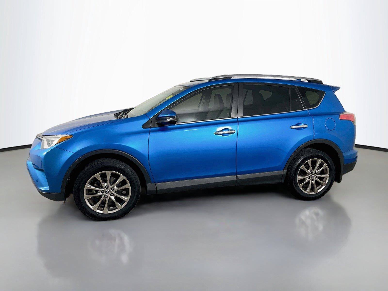 Used 2018 Toyota RAV4 Limited w/ Advanced Technology Package AWD/4WD image 8