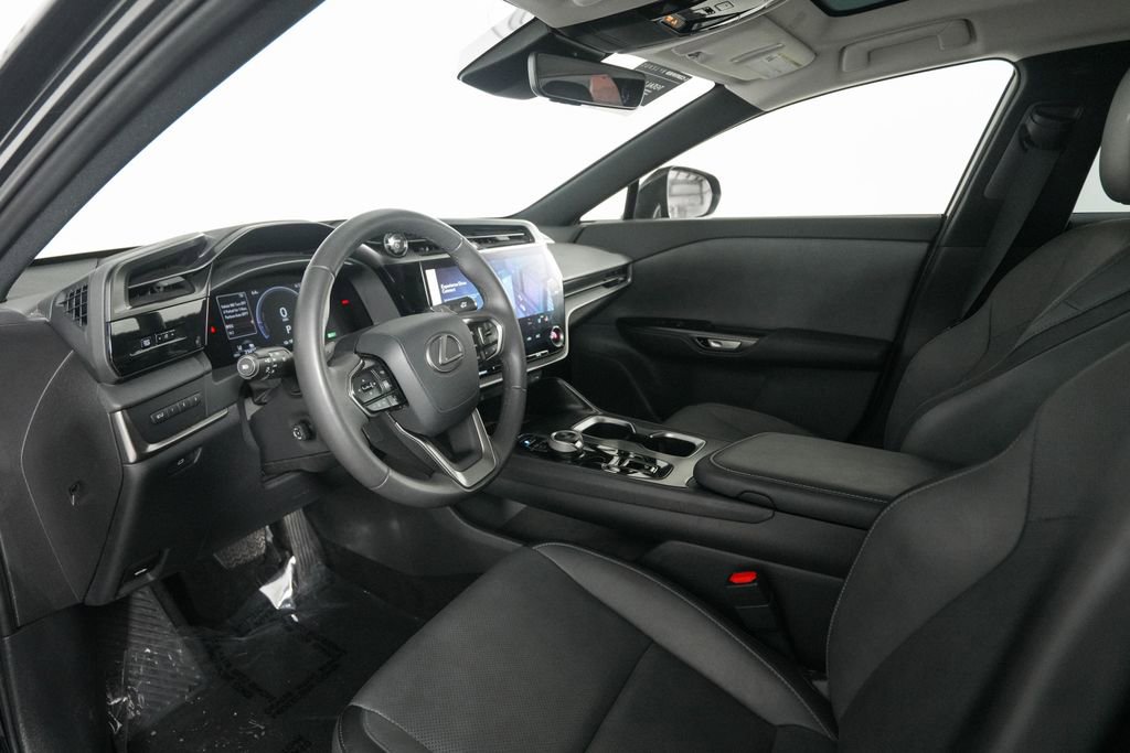 Certified 2023 Lexus RZ 450e Premium w/ Accessory Package (Z1) image 10