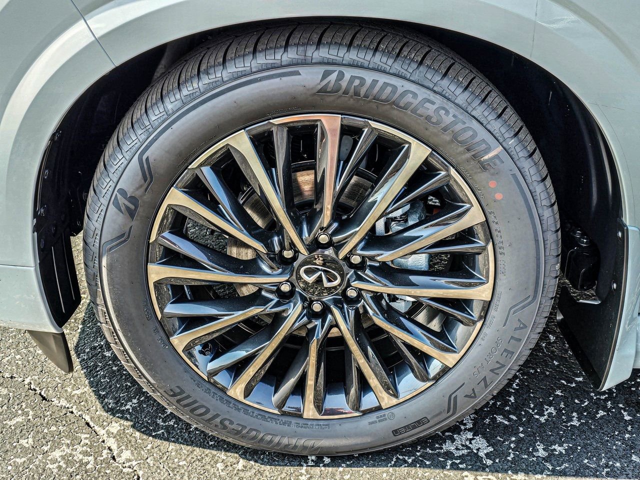 New 2026 INFINITI QX80 Autograph w/ Premium Cargo Package image 8