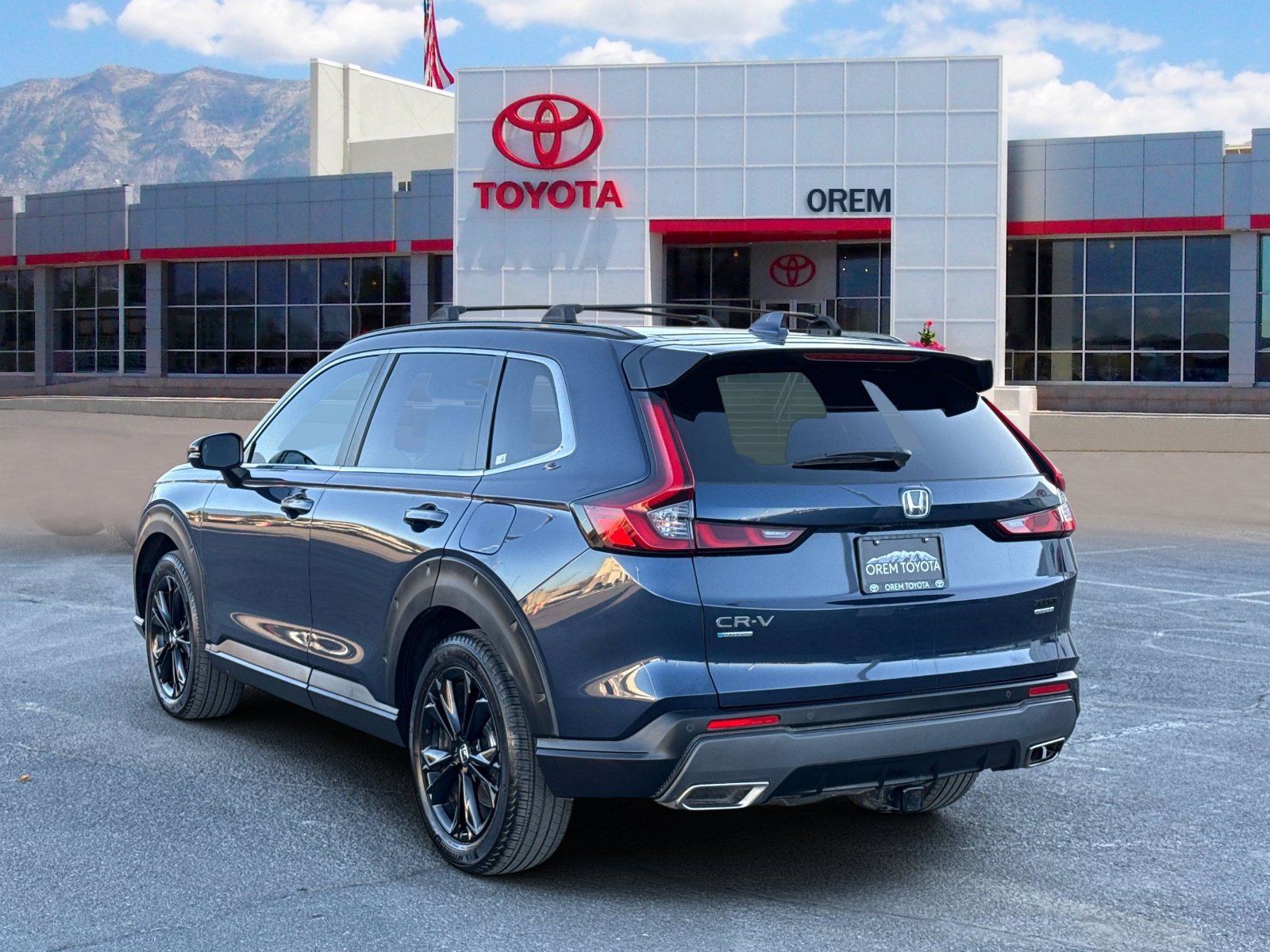 Used 2025 Honda CR-V Sport Touring image 5
