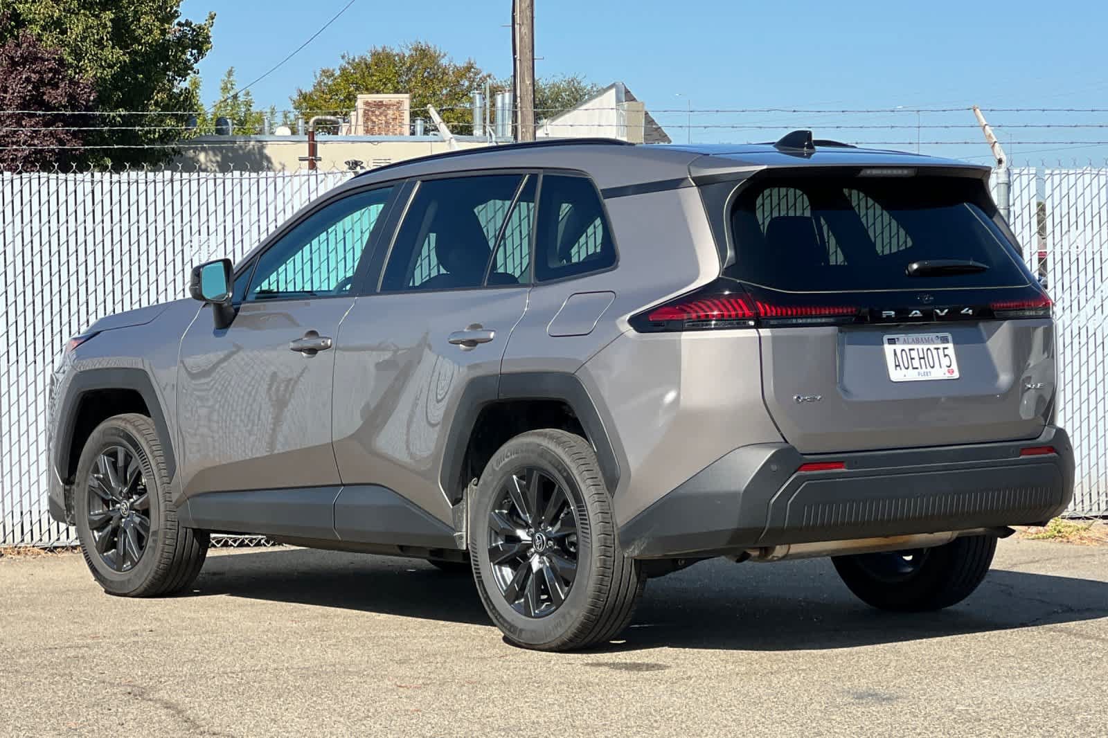 Used 2026 Toyota RAV4 XLE Premium FWD image 5