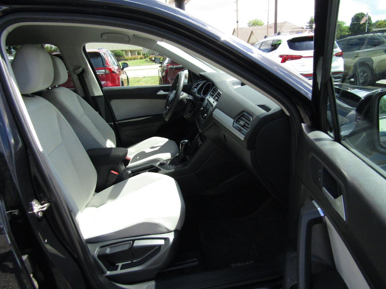 Used 2020 Volkswagen Tiguan S AWD/4WD image 26