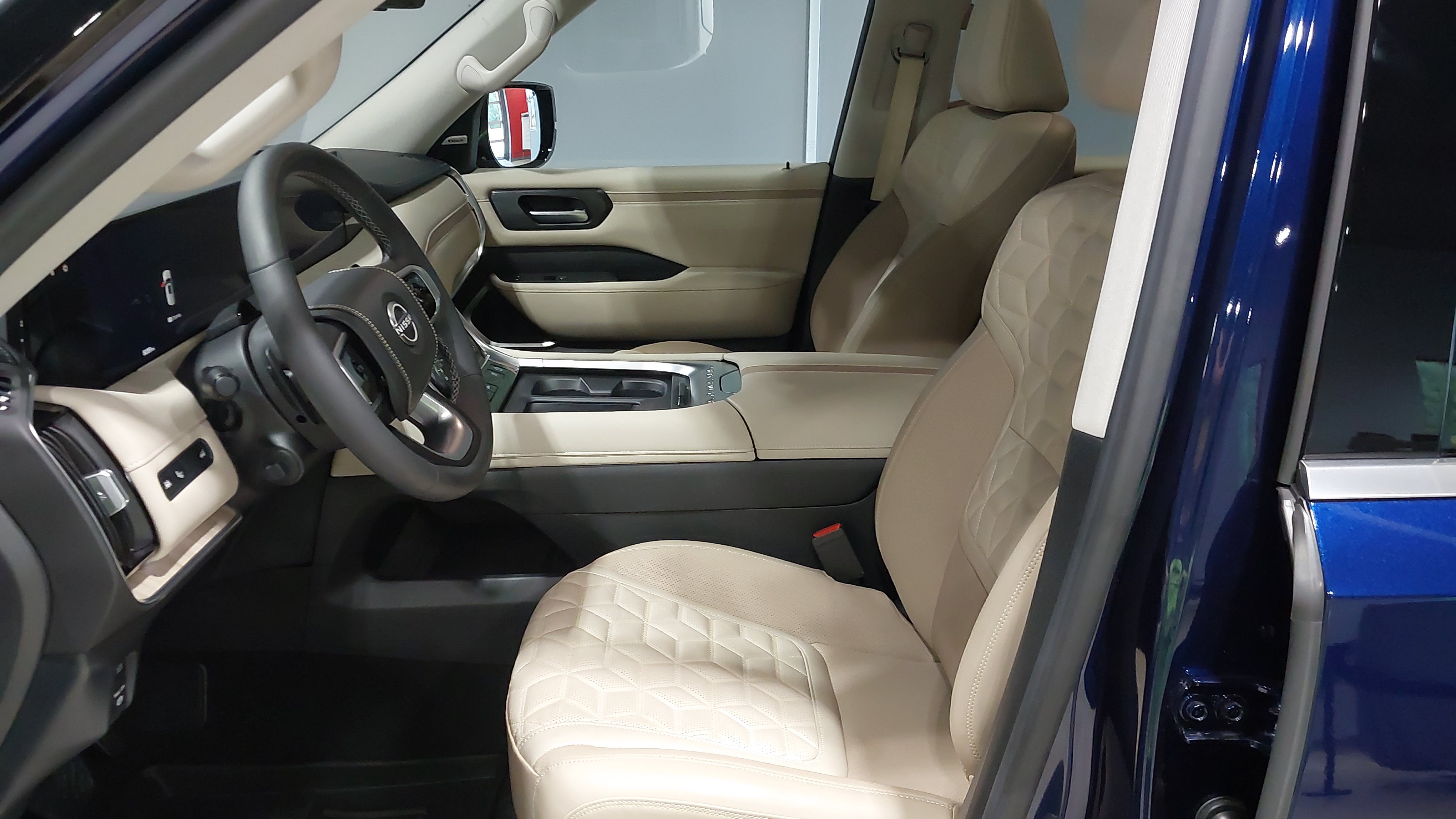 New 2025 Nissan Armada Platinum Reserve AWD/4WD image 20