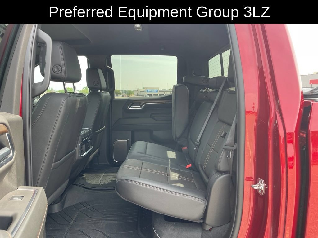 Used 2025 Chevrolet Silverado 1500 High Country AWD/4WD image 11