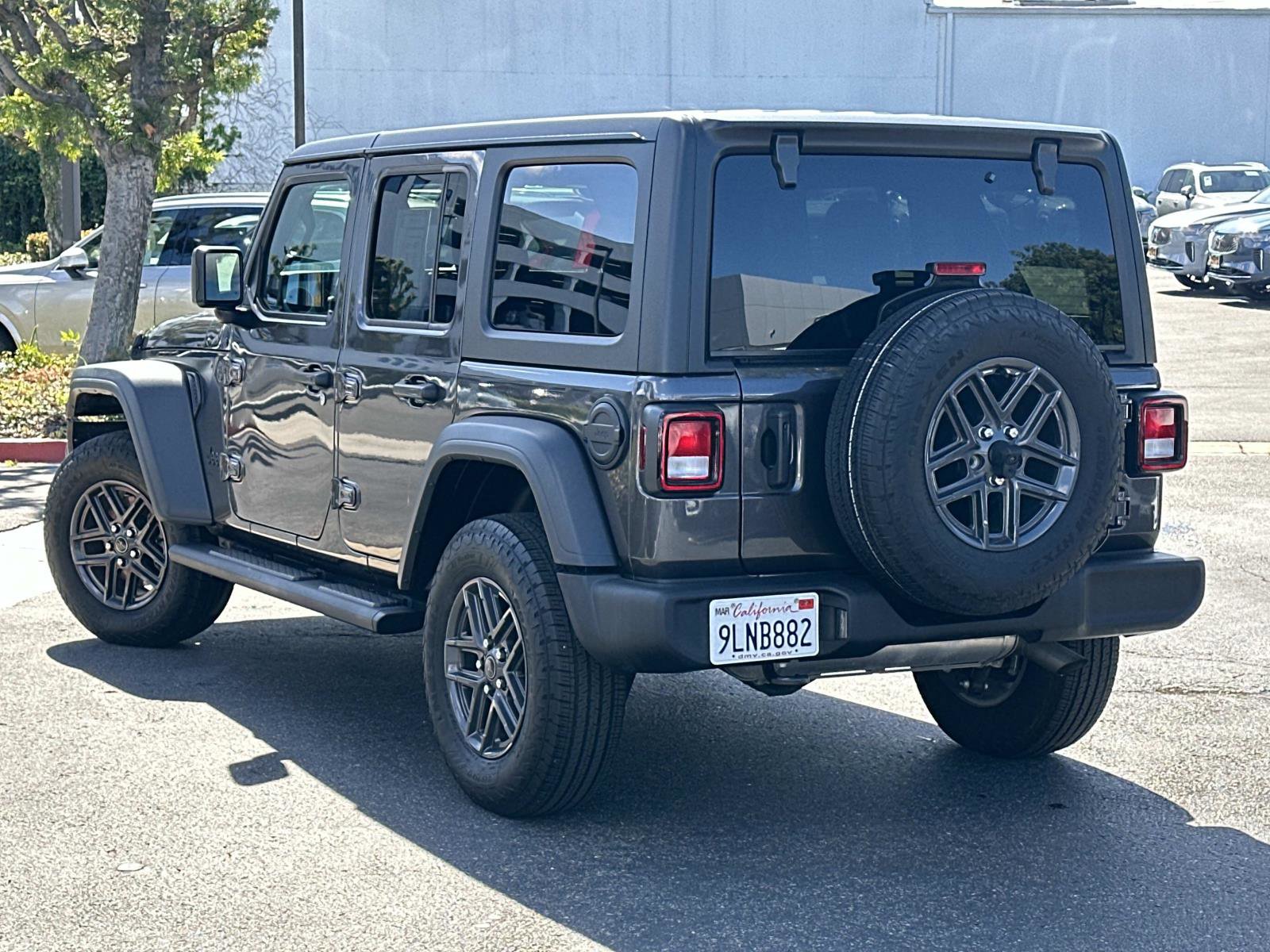 Used 2024 Jeep Wrangler Unlimited Sport image 6