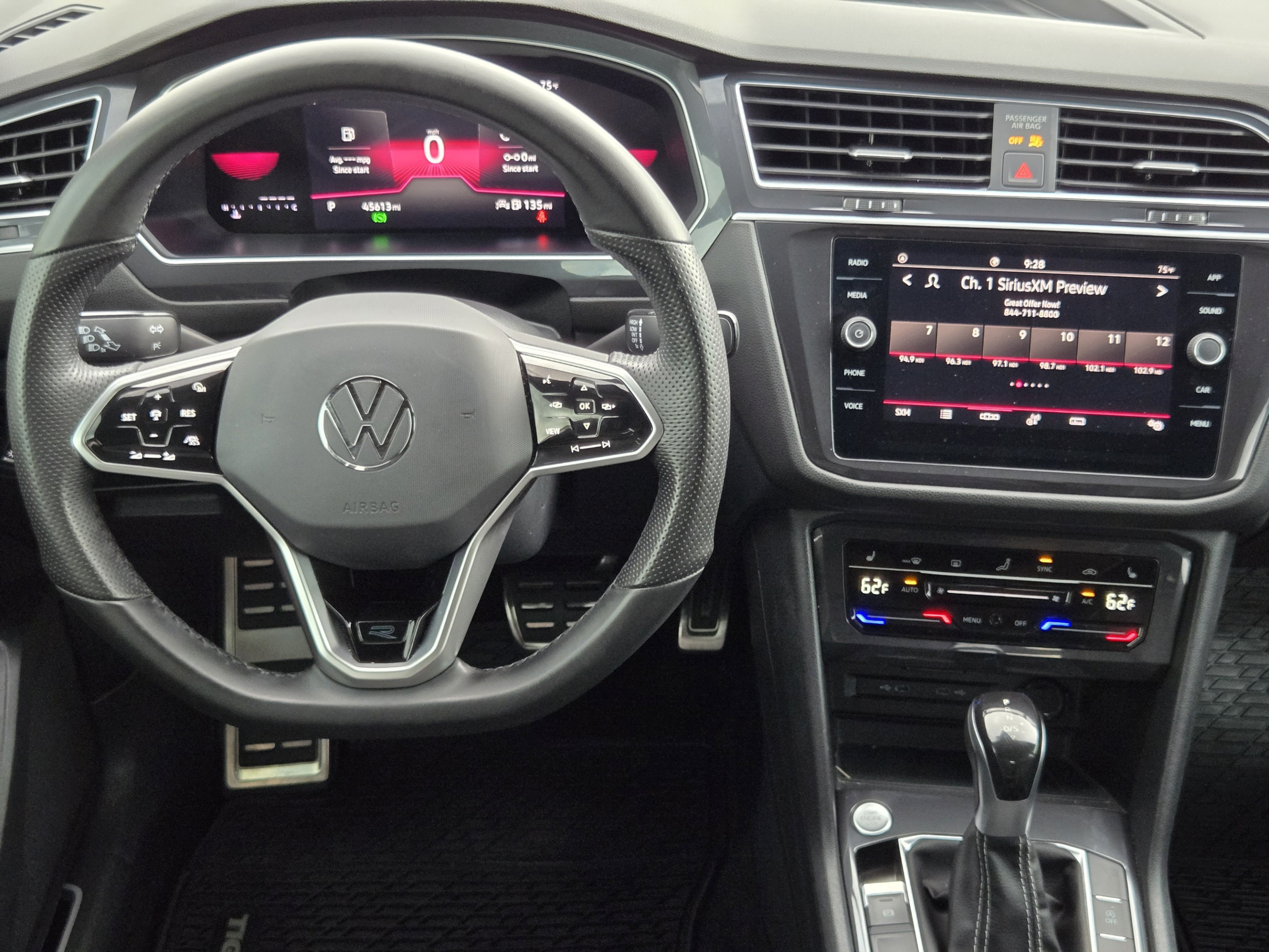 Used 2024 Volkswagen Tiguan SE R-Line FWD image 24