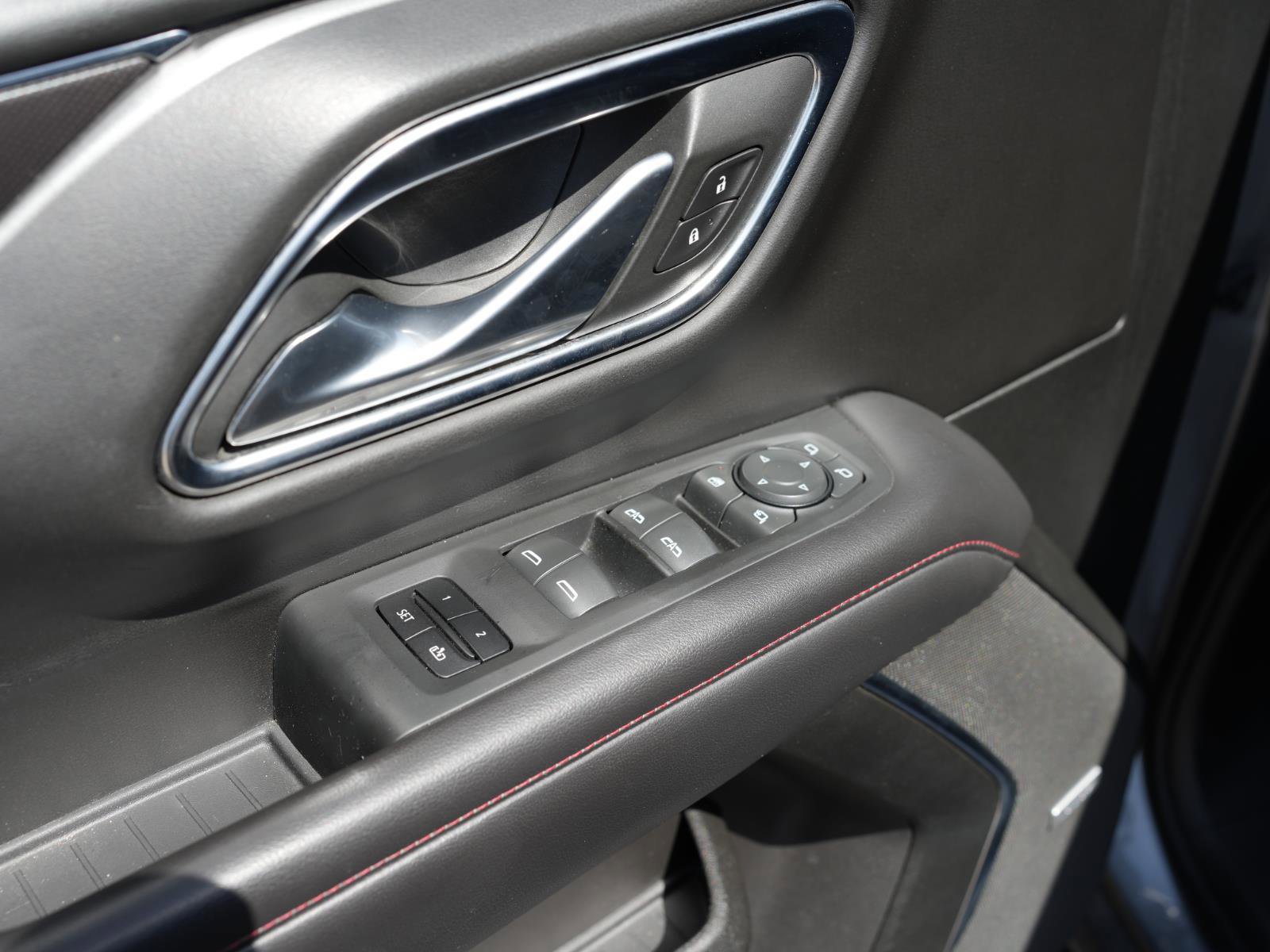 Used 2021 Chevrolet Tahoe RST w/ Luxury Package image 13