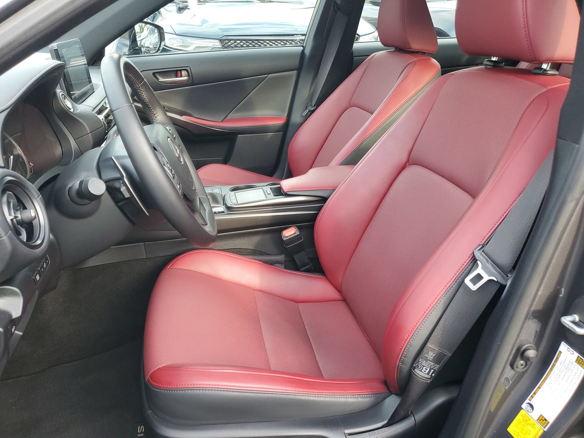 Used 2024 Lexus IS 350 F Sport RWD image 18