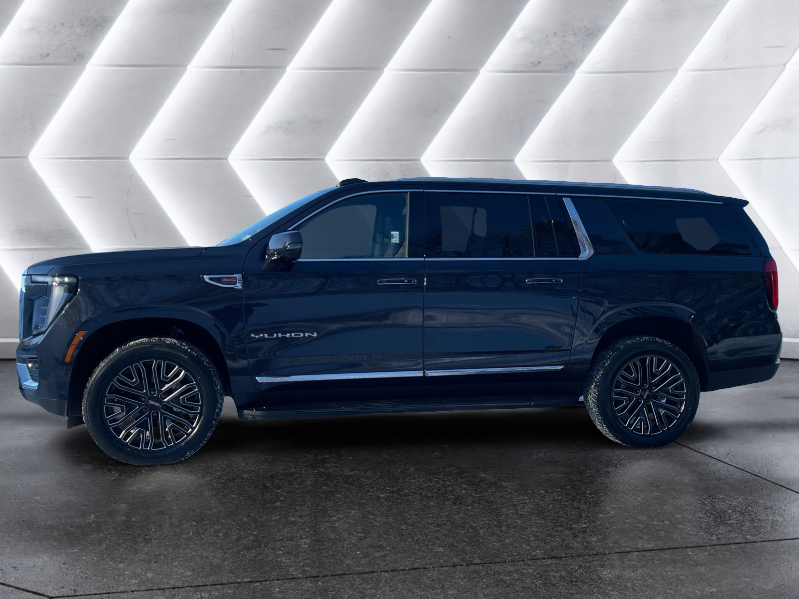 New 2026 GMC Yukon XL Elevation w/ Elevation Premium Package AWD/4WD image 3