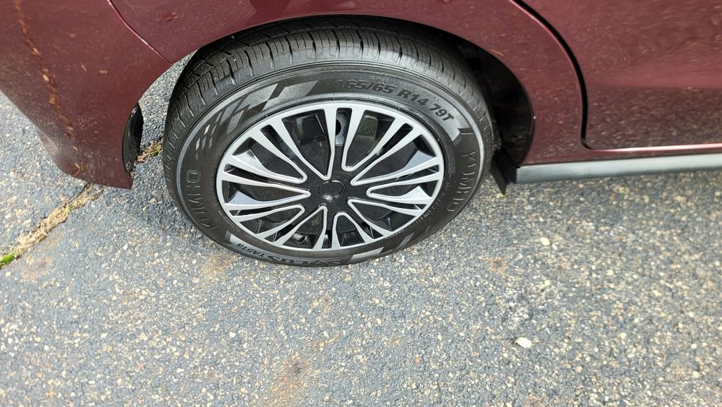 Used 2022 Mitsubishi Mirage ES image 13