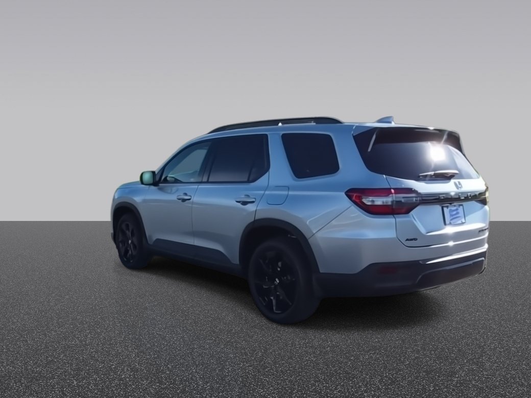 New 2026 Honda Pilot Black Edition image 6