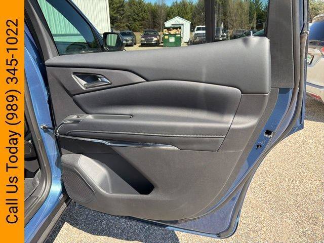 New 2026 Chevrolet Traverse LT w/ Driver Confidence Package FWD image 36