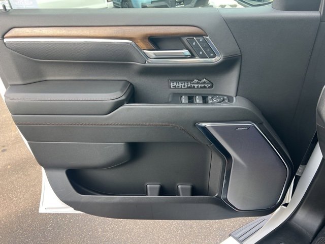 Used 2024 Chevrolet Silverado 1500 High Country w/ Technology Package image 20