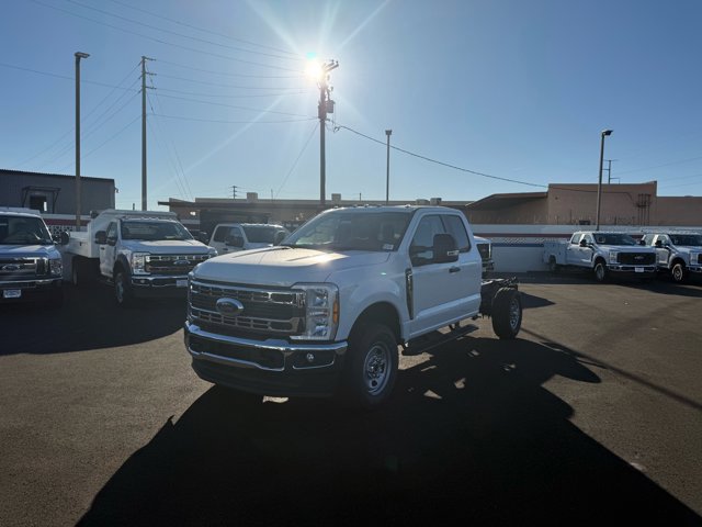 New 2026 Ford F350 XL w/ XL Chrome Package image 5