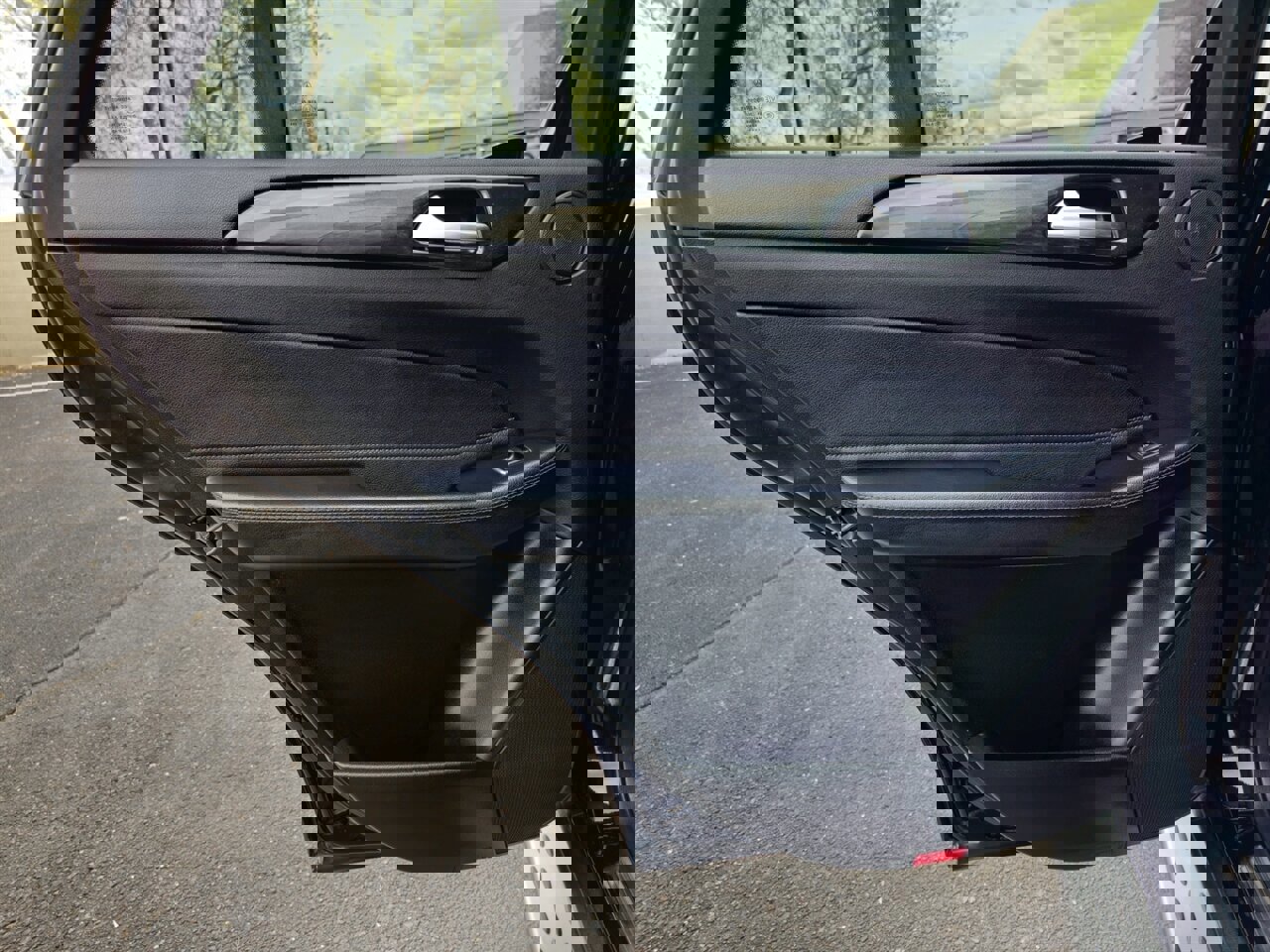 Used 2018 Mercedes-Benz GLE 350 w/ Premium 1 Package image 27