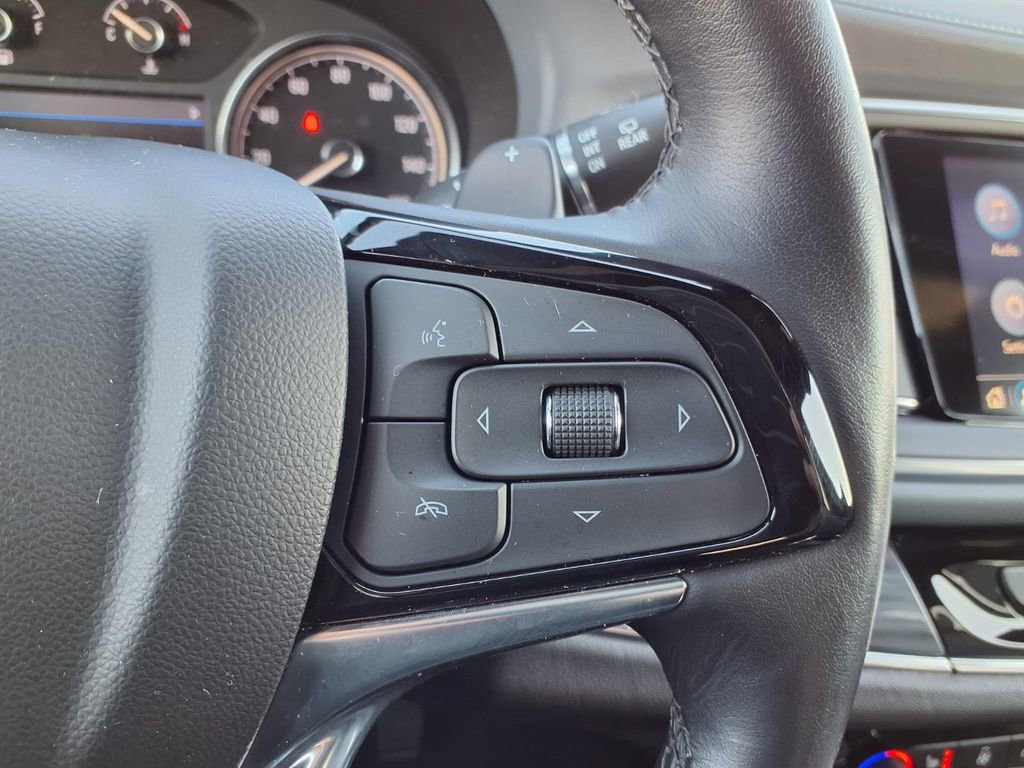 Used 2023 Buick Enclave Essence FWD image 13