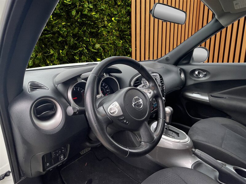 Used 2012 Nissan Juke SV AWD/4WD image 18
