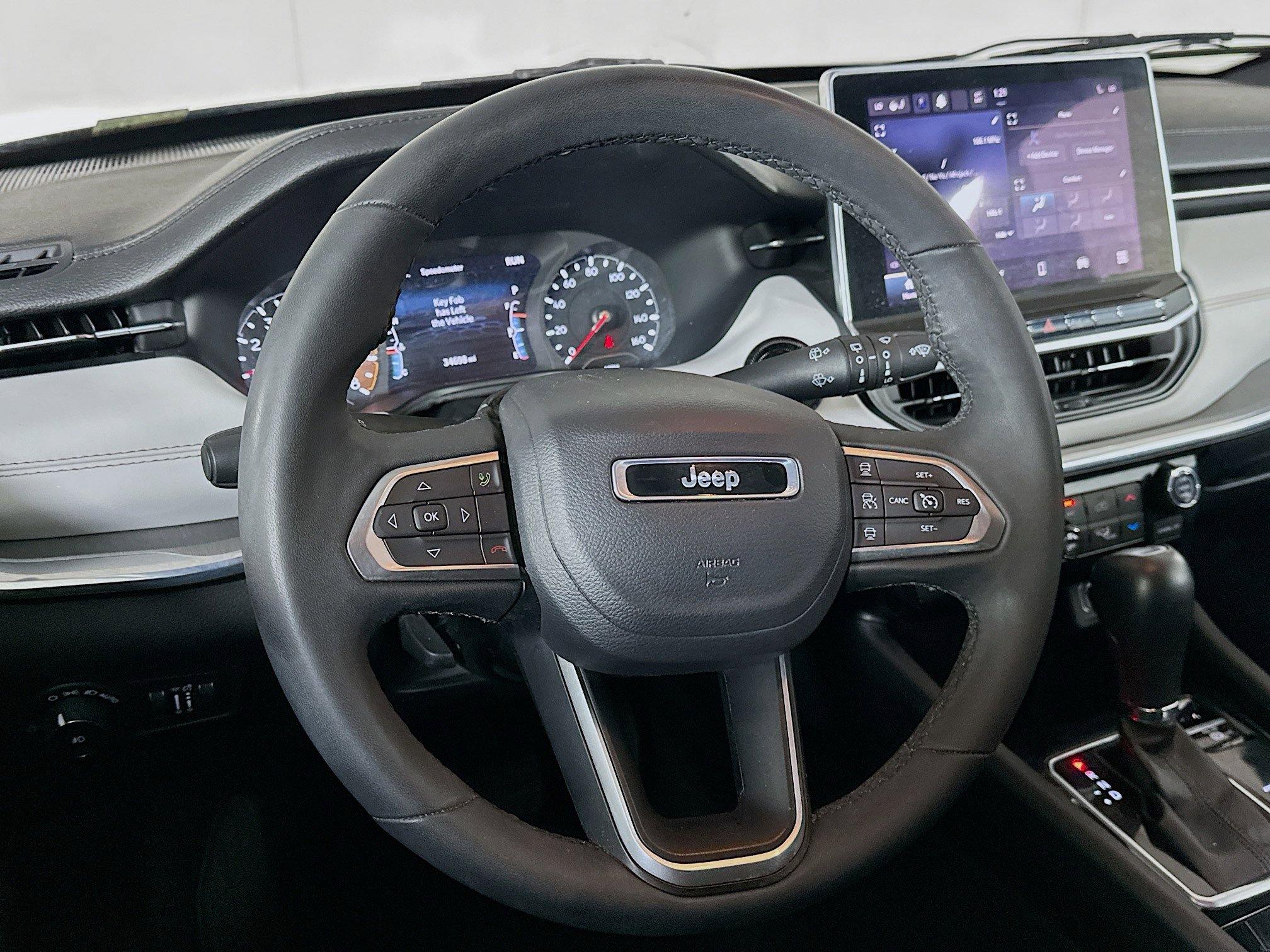 Used 2023 Jeep Compass Limited AWD/4WD image 18