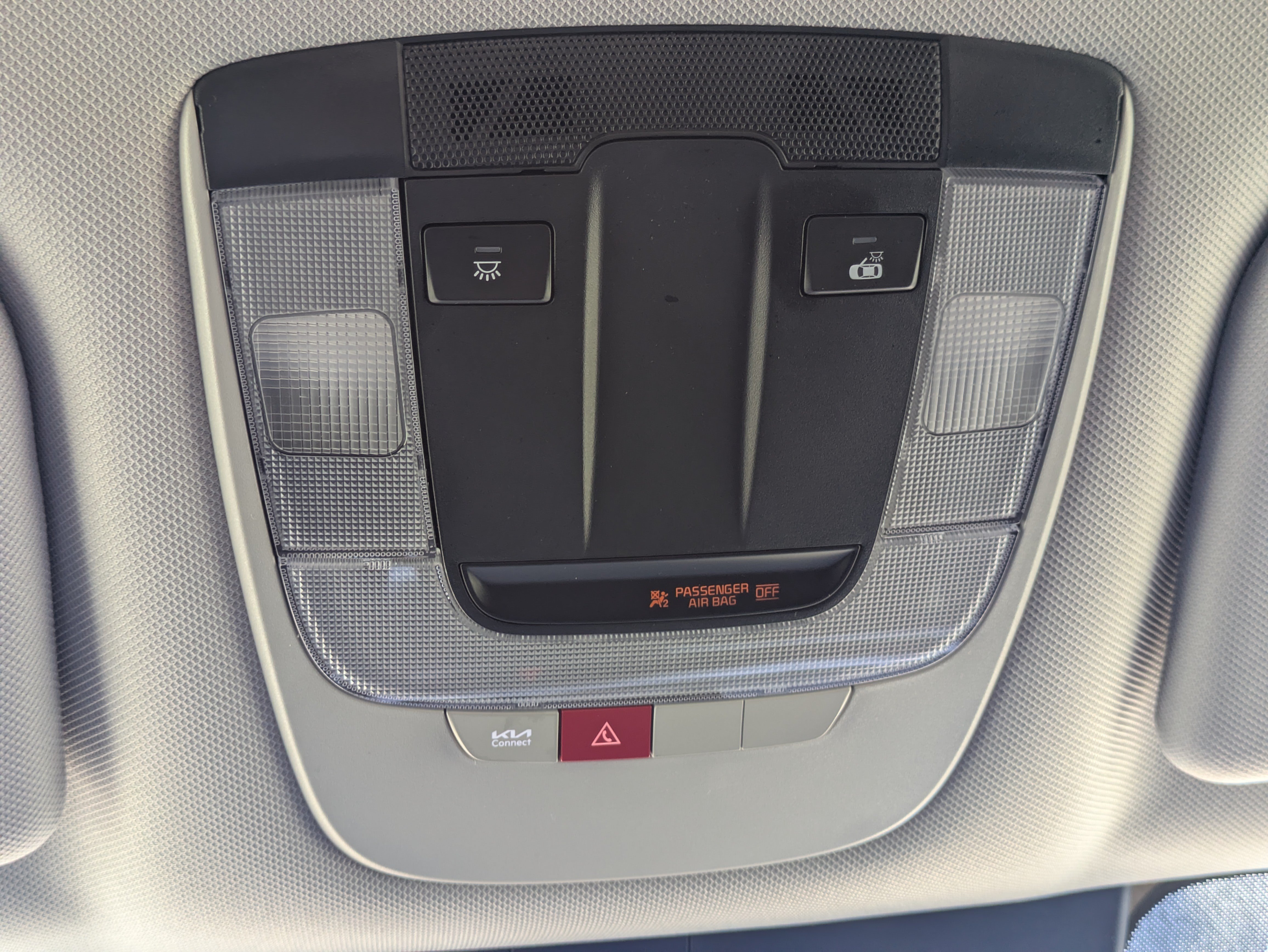 Certified 2025 Kia Sorento LX FWD image 33
