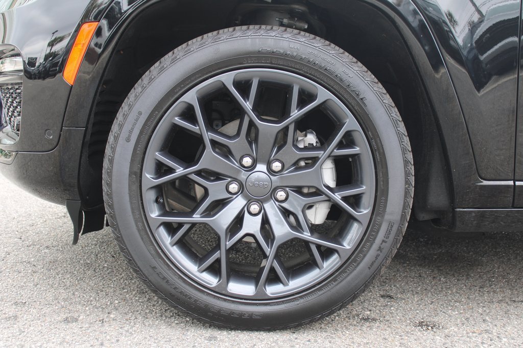 Used 2025 Jeep Grand Cherokee Summit image 9