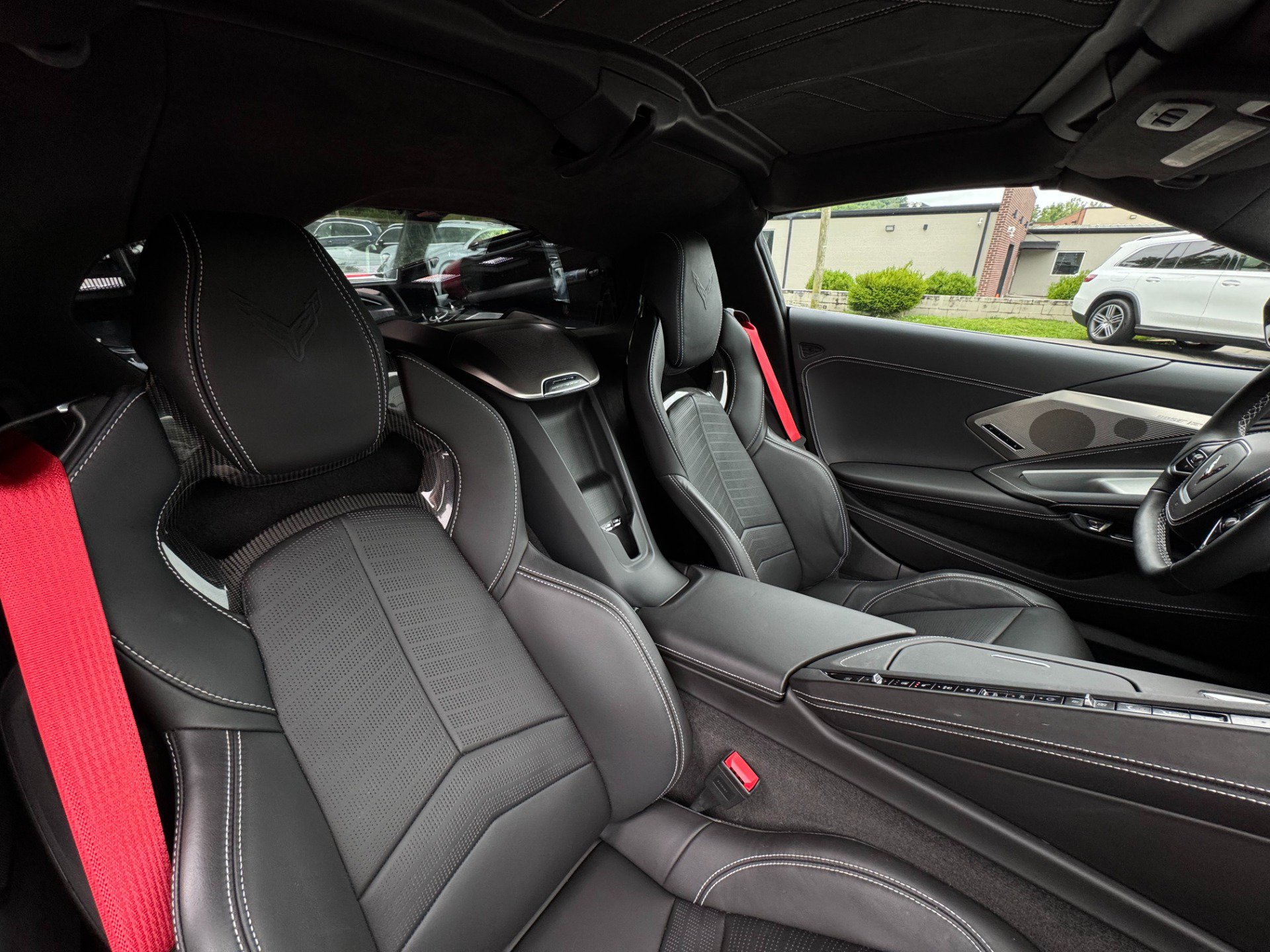 Used 2025 Chevrolet Corvette Stingray Premium Cpe w/ Z51 Performance Package RWD image 20