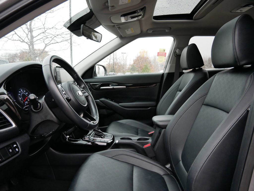 Used 2021 Kia Seltos EX image 35