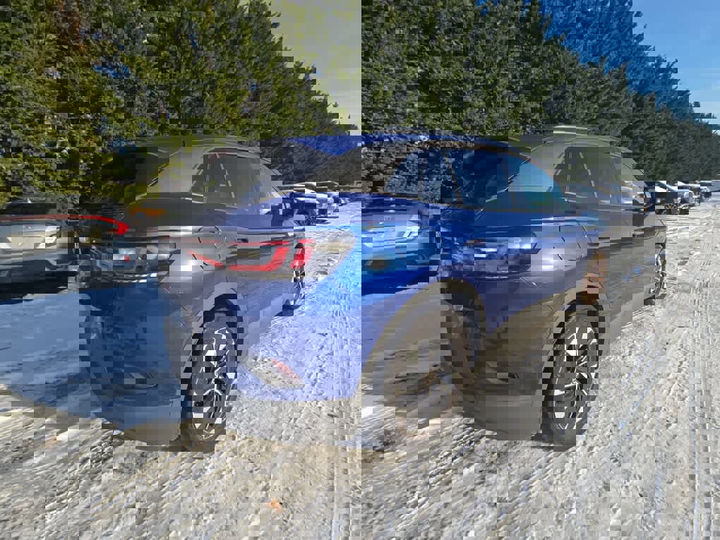 Used 2021 Volkswagen ID.4 Pro S image 3