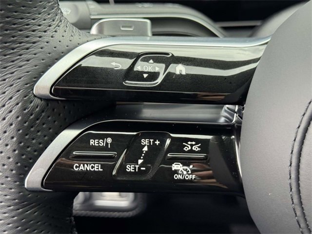 Certified 2025 Mercedes-Benz GLS 450 4MATIC image 23