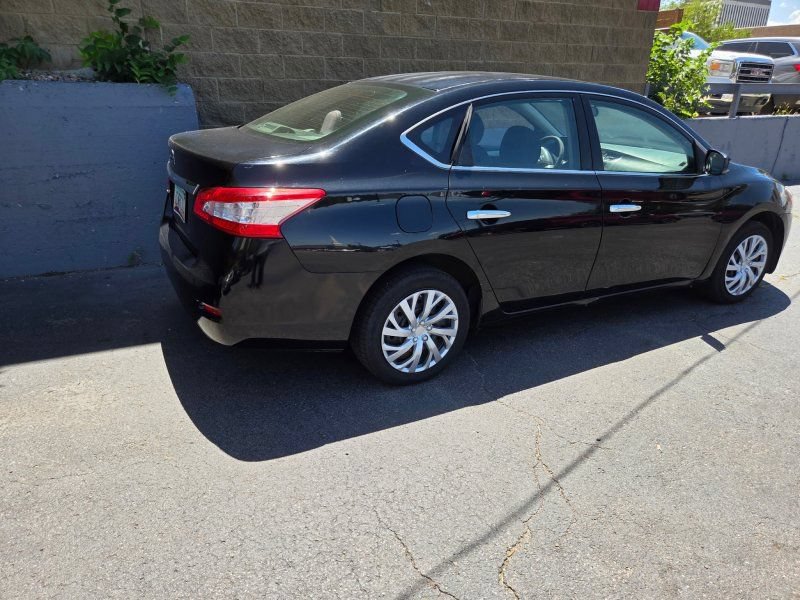 Used 2015 Nissan Sentra S FWD image 5