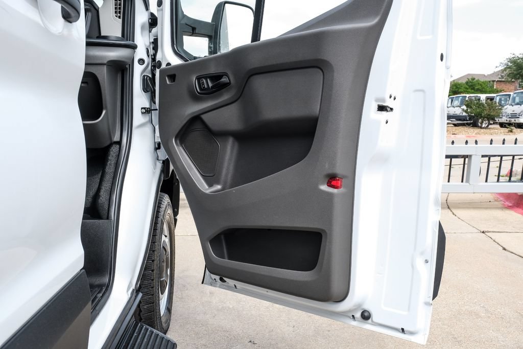 Used 2025 Ford Transit 350 148 High Roof Extended RWD image 40