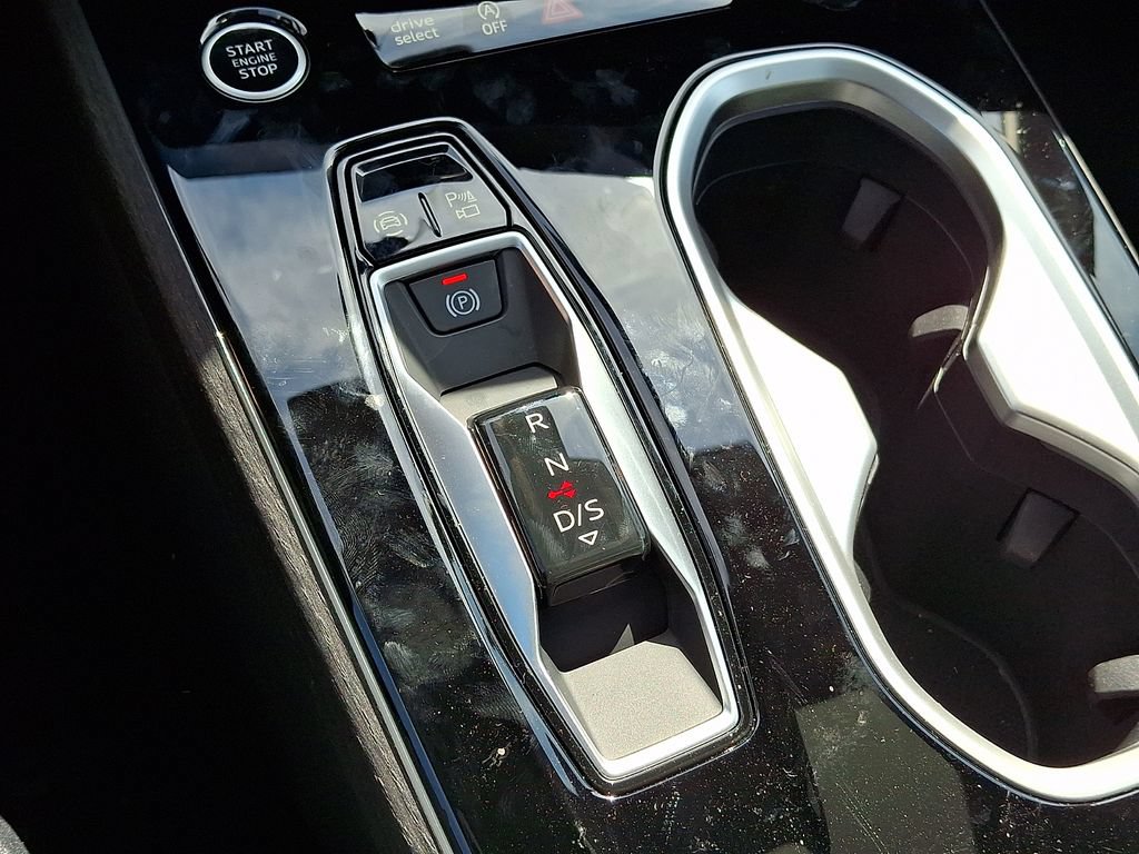 New 2026 Audi A6 Premium Plus AWD/4WD image 7