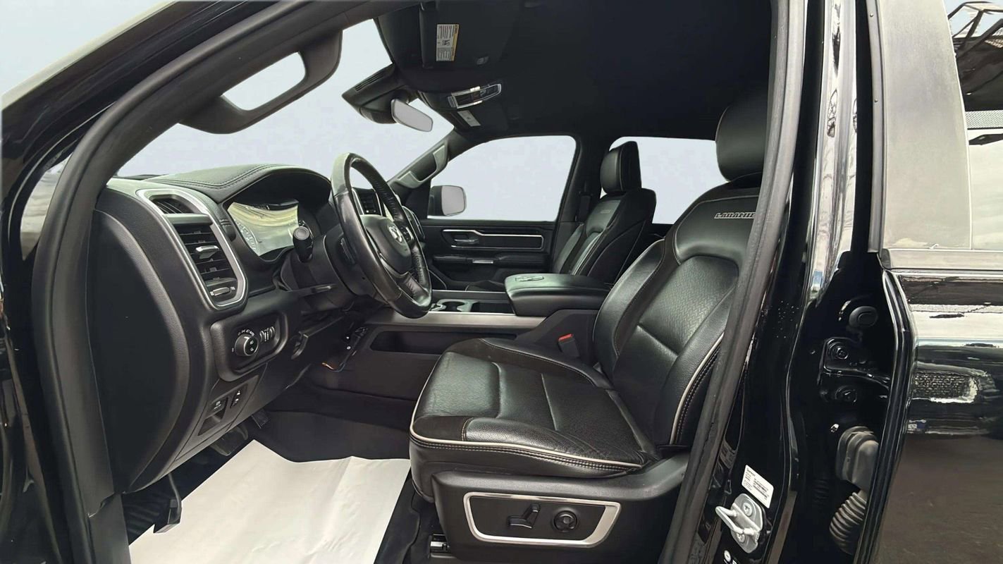 Used 2021 RAM 1500 Laramie w/ Sport Appearance Package image 13