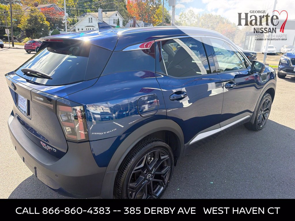 Certified 2025 Nissan Kicks SR AWD/4WD image 5