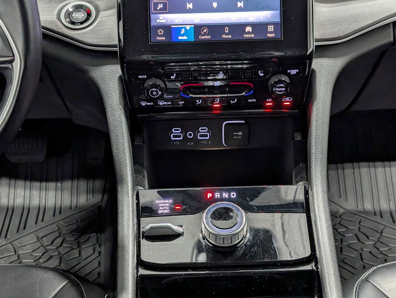 Used 2022 Jeep Grand Cherokee Limited image 19