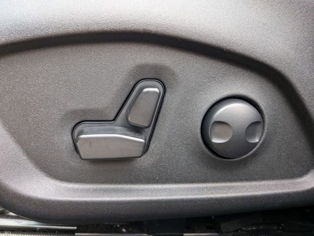 Used 2023 Jeep Compass Latitude image 13