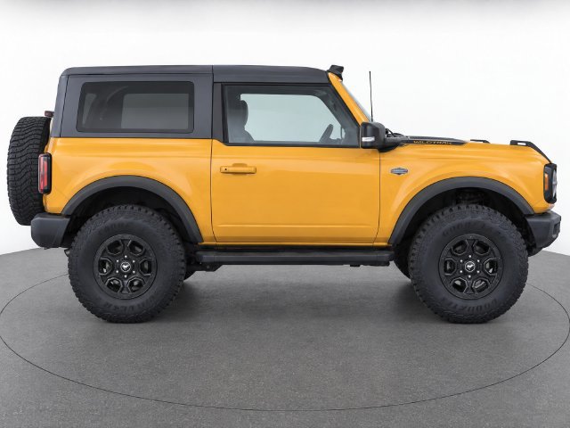 Used 2021 Ford Bronco Wildtrak AWD/4WD image 2