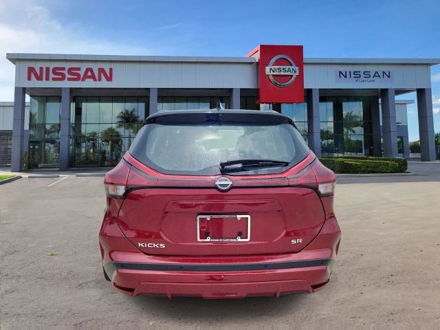 Certified 2023 Nissan Kicks SR w/ SR Premium Package FWD image 6