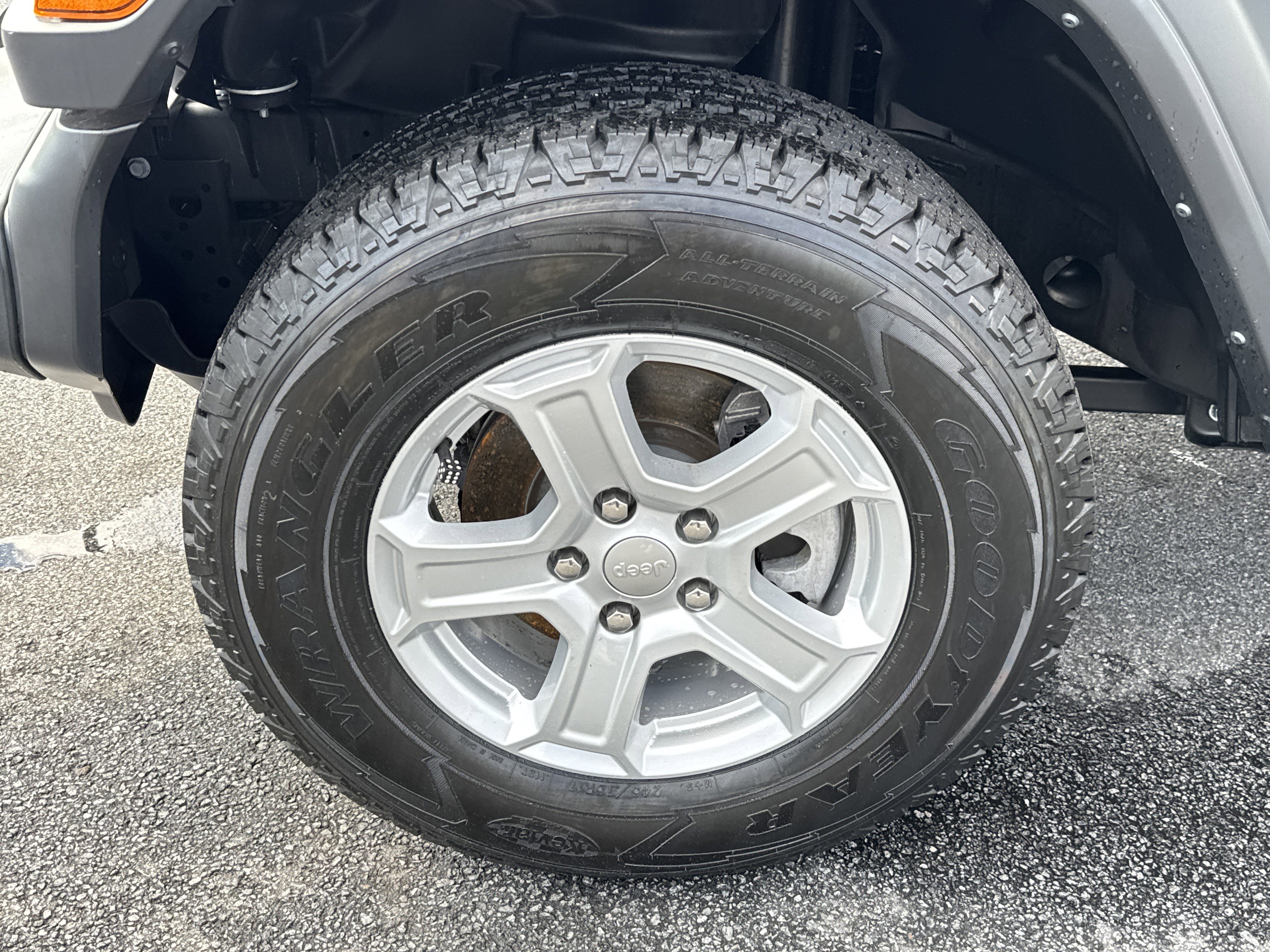 Used 2022 Jeep Wrangler Sport S image 13