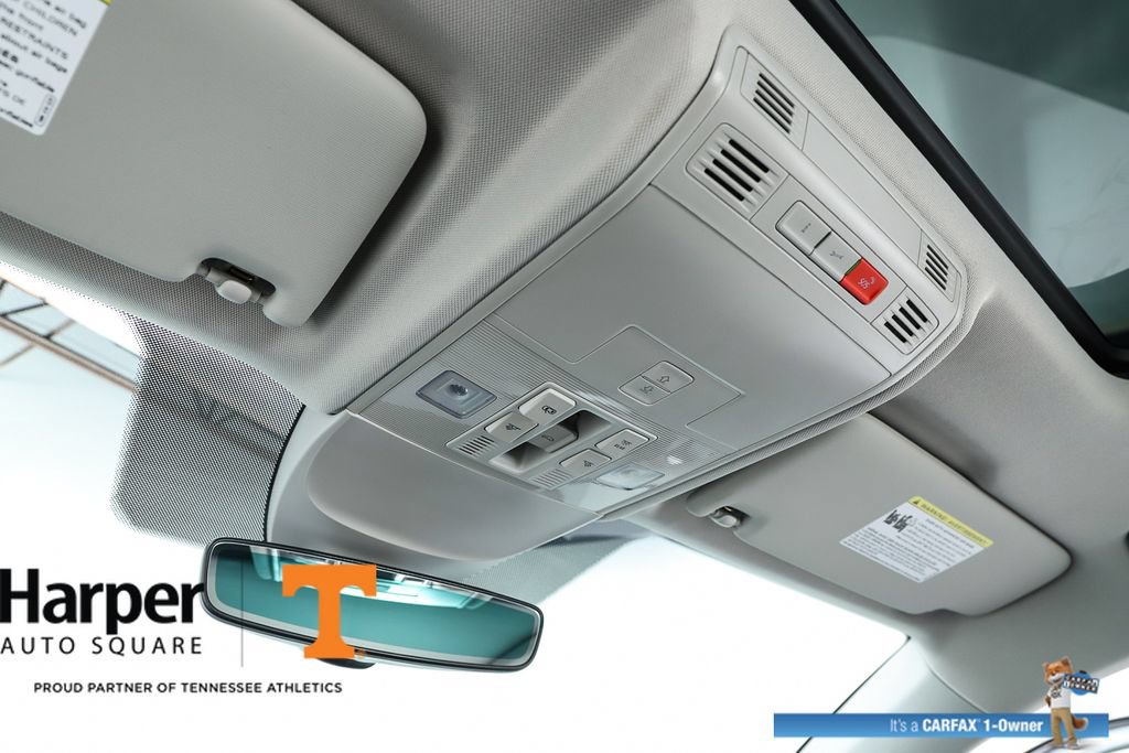 Used 2025 Volkswagen Taos SE FWD image 63
