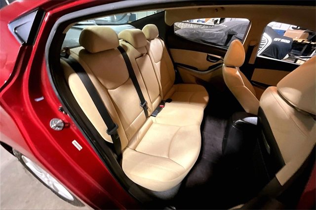 Used 2011 Hyundai Elantra GLS w/ Navigation Pkg 4 image 28