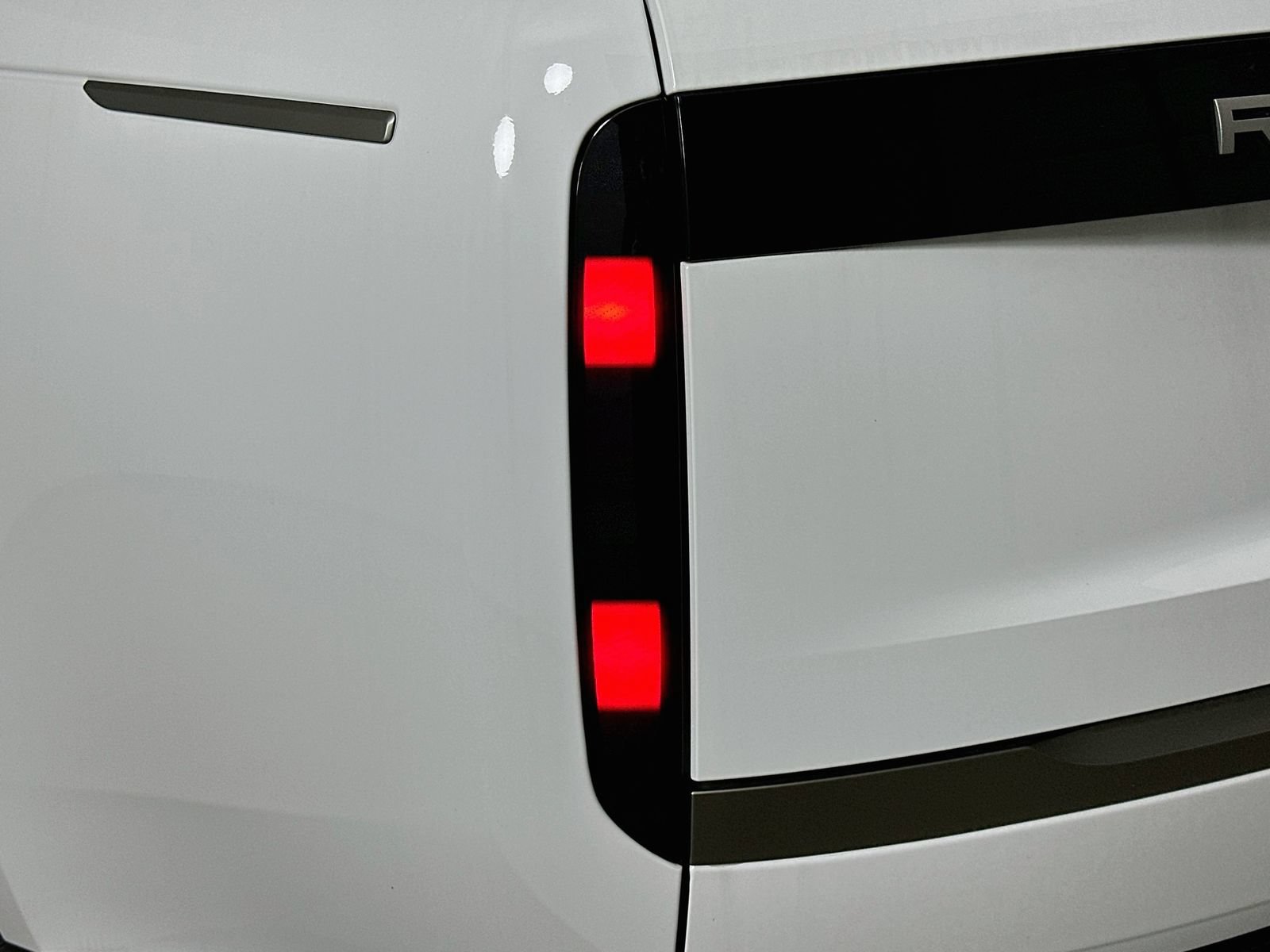 New 2026 Land Rover Range Rover SE AWD/4WD image 12