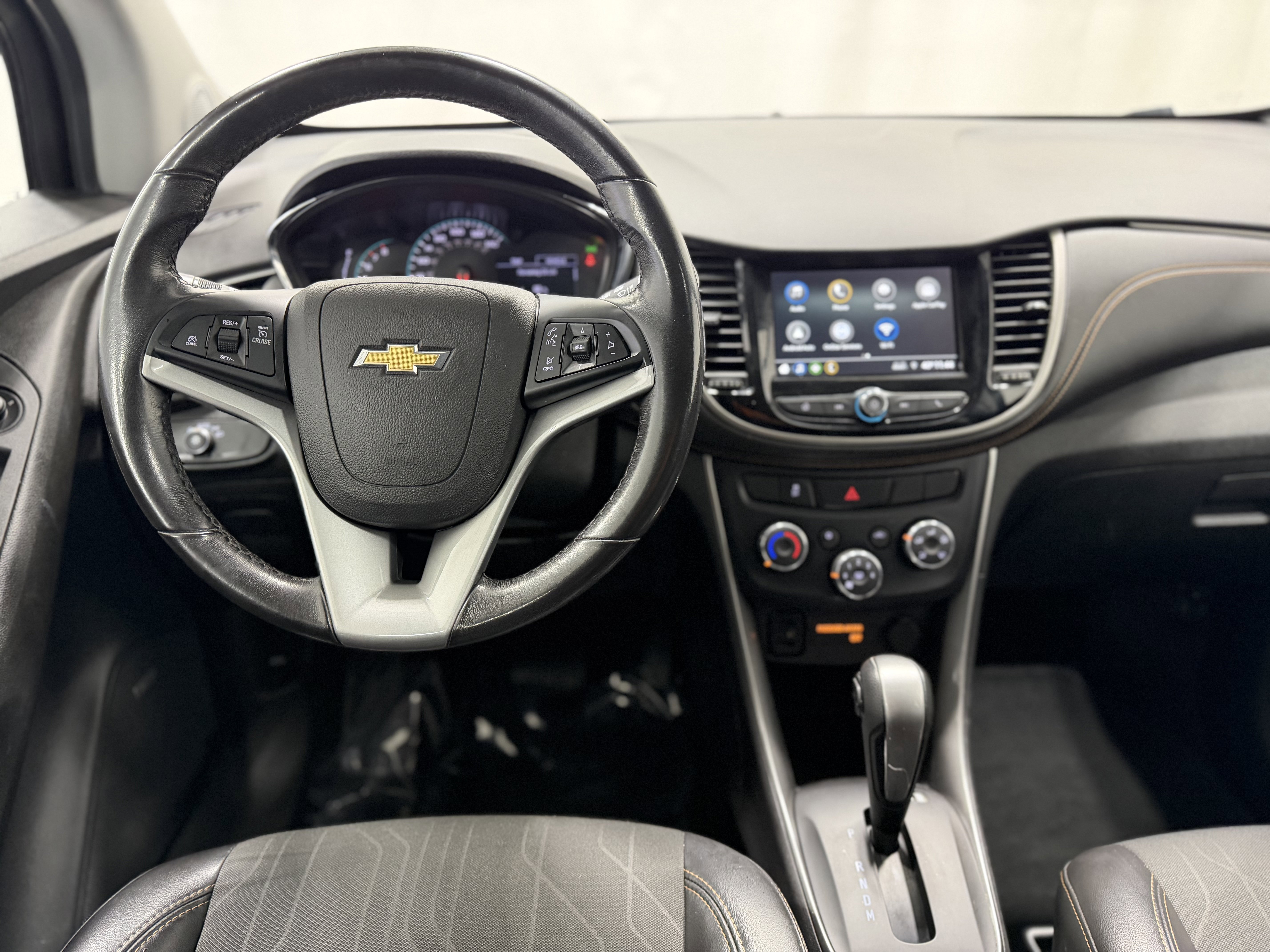 Used 2019 Chevrolet Trax LT w/ Sun & Sound Package image 22