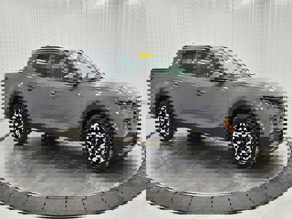 Used 2022 Hyundai Santa Cruz Limited image 7