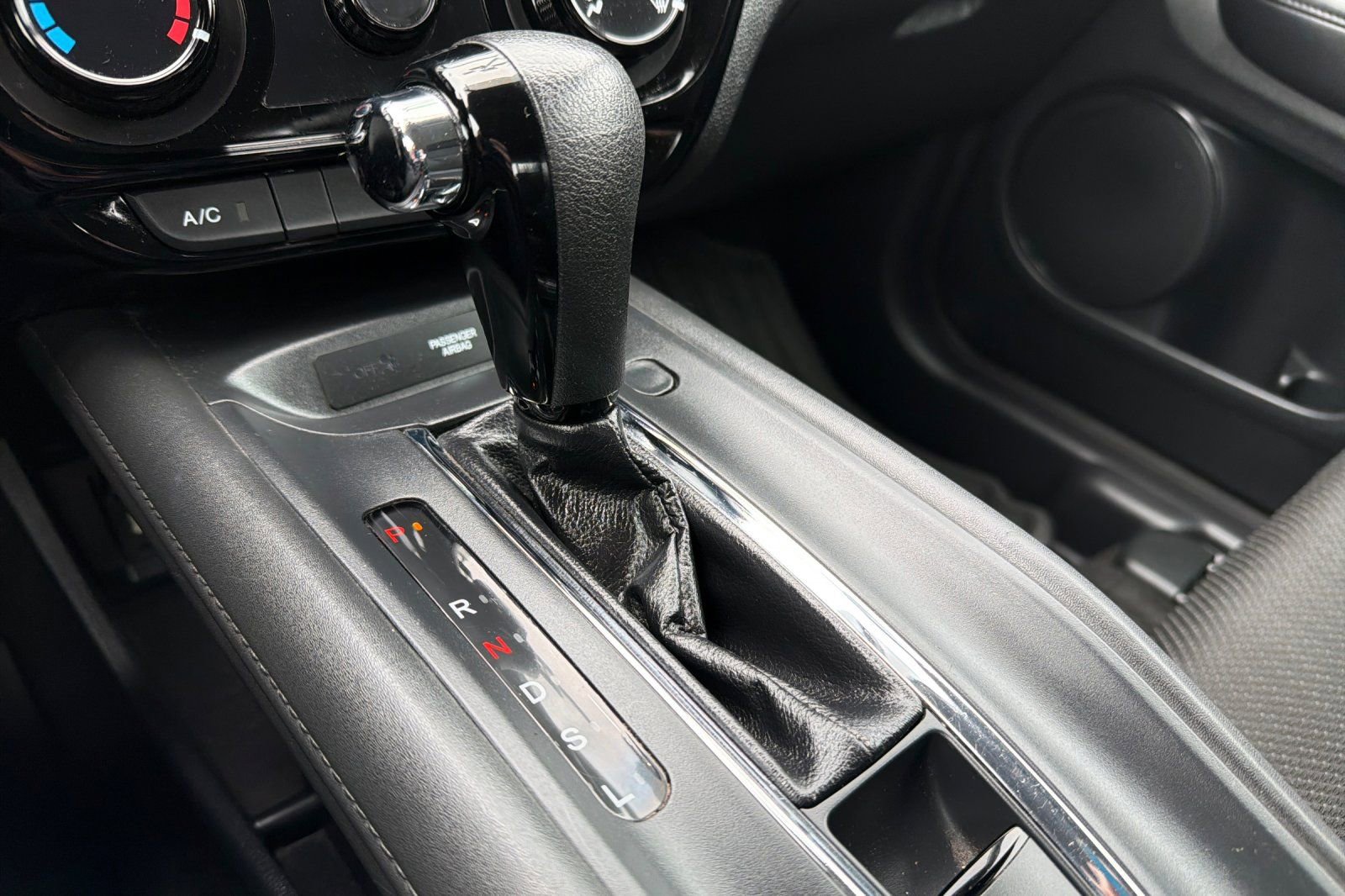 Used 2017 Honda HR-V LX image 23
