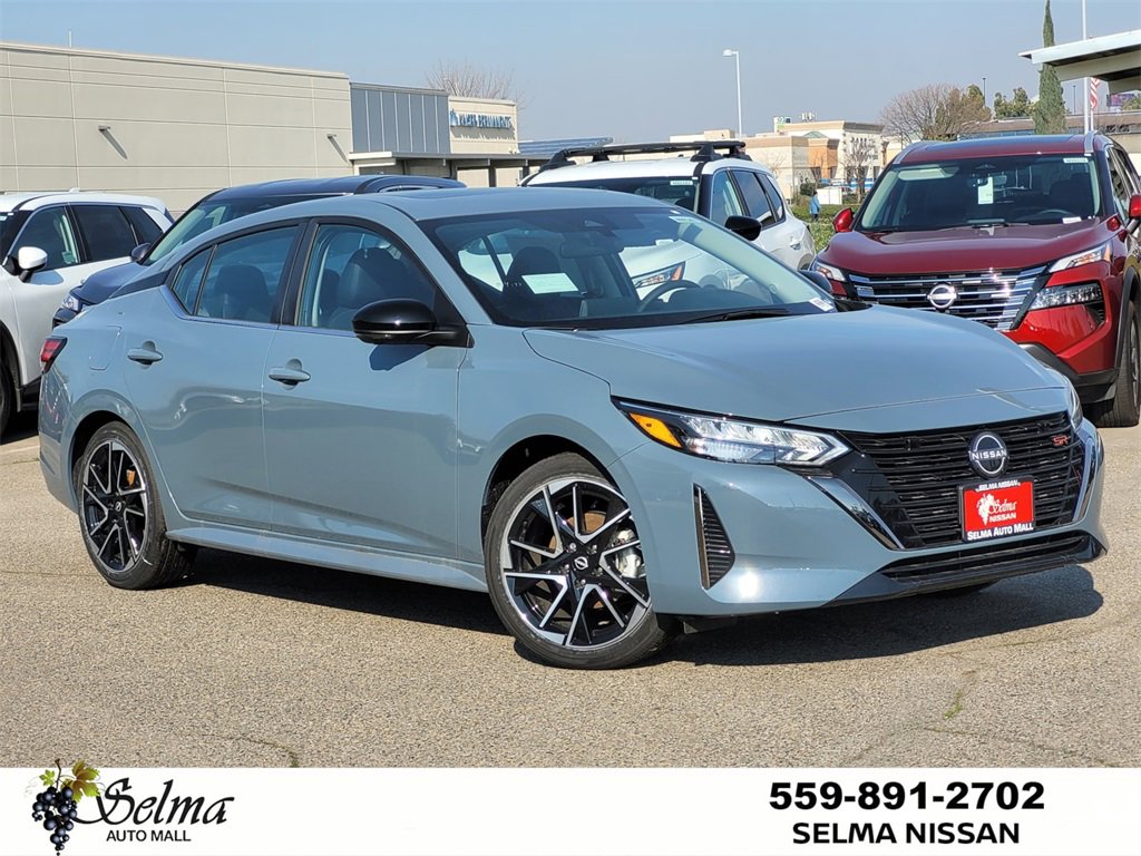 New 2025 Nissan Sentra SR w/ SR Premium Package