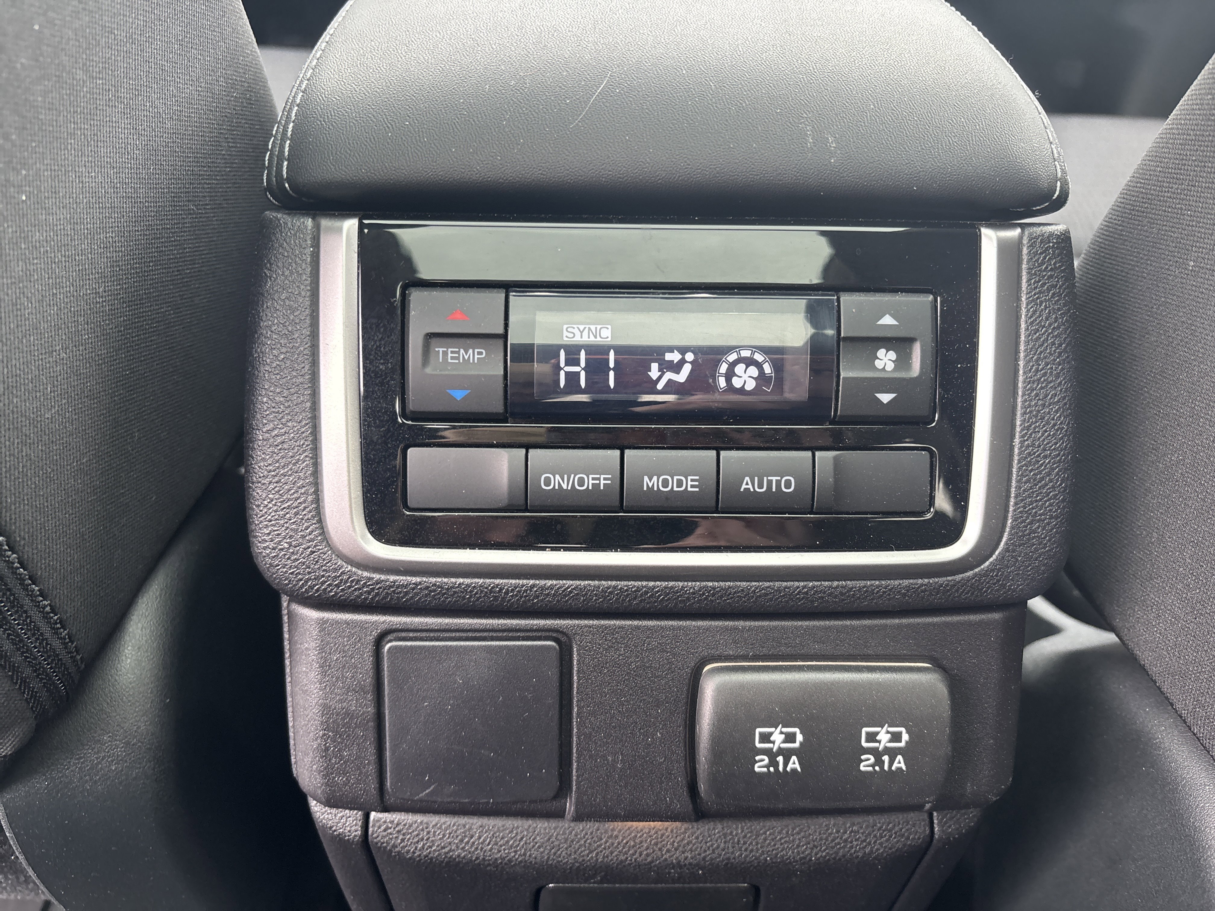 Used 2021 Subaru Ascent Premium w/ Sport Package image 15