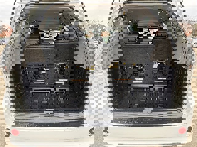 Used 2018 Toyota Sienna SE image 29