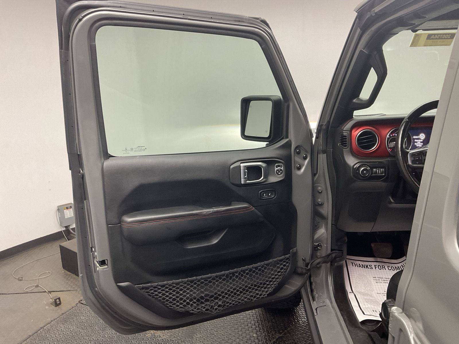 Used 2020 Jeep Wrangler Unlimited Rubicon AWD/4WD image 9