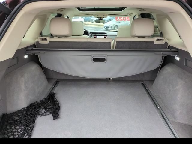Used 2023 Cadillac XT5 Premium Luxury w/ Technology Package FWD image 7